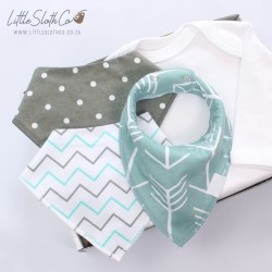 A baby gift box set that won't break the bank.