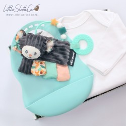 A charming girl or boy baby shower gift.